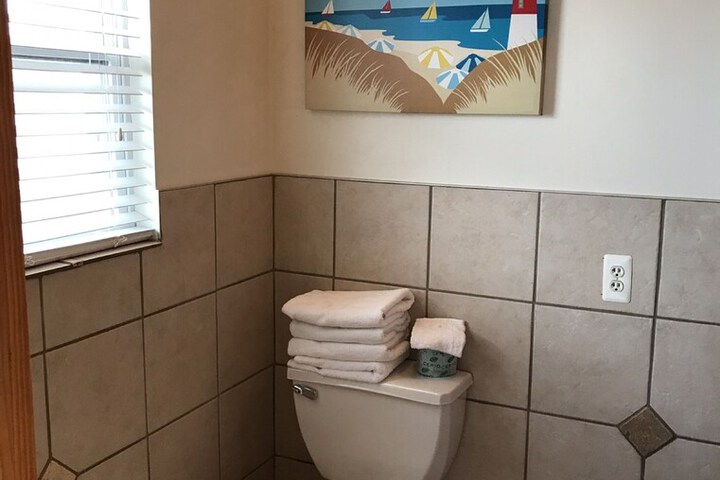 Room 17 of 29