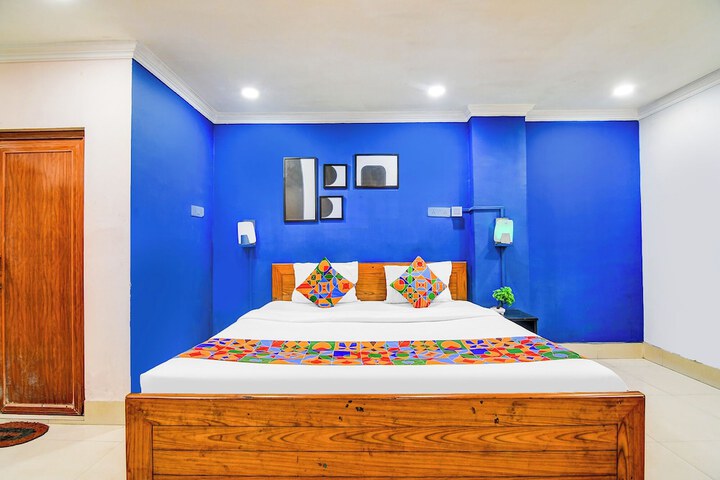 Room 18 of 26