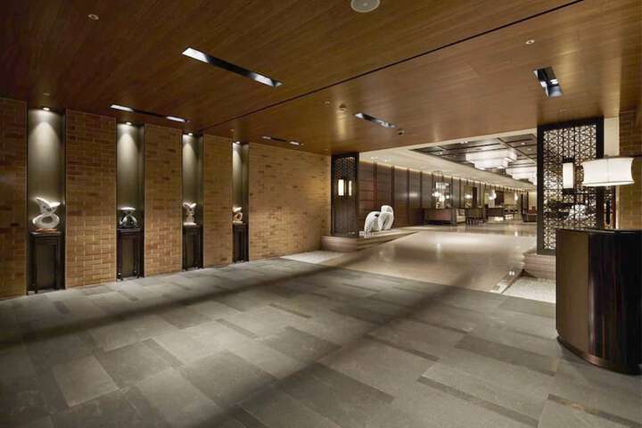 Lobby Photos