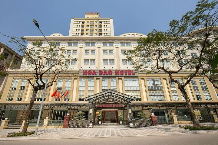 A25 Hotel - 705 Lac Long Quan in Hanoi