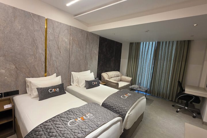 Room 17 of 31