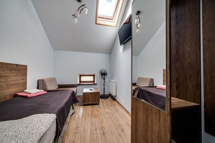 Room 20 of 25