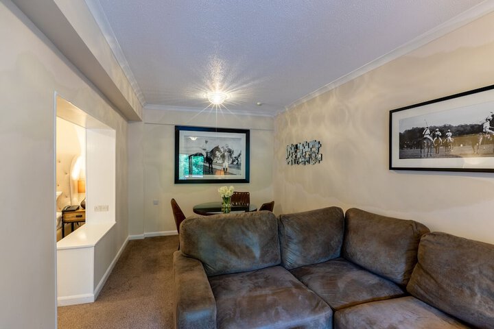 Room 75 of 132