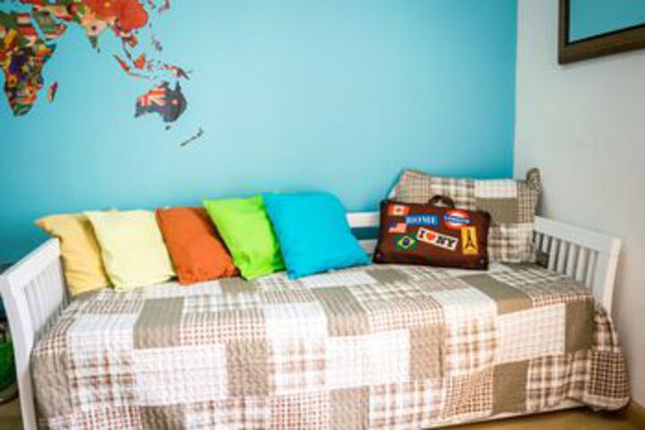 Room 18 of 18