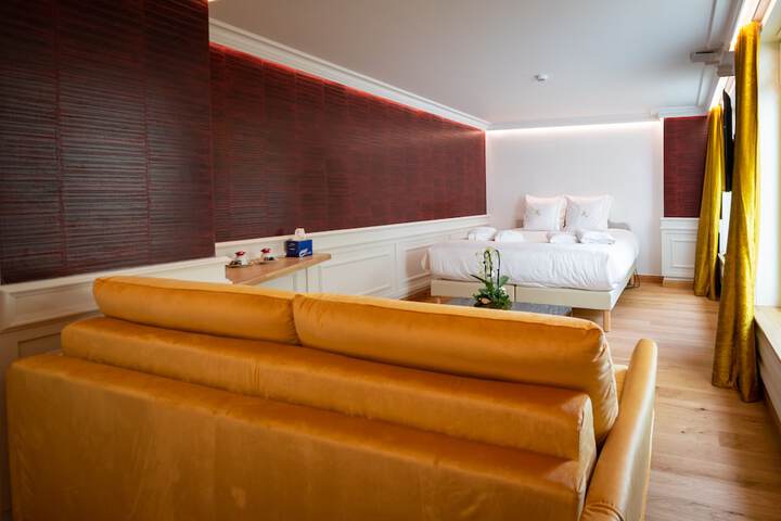 Room 14 of 71