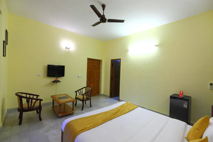 Room 8 of 8