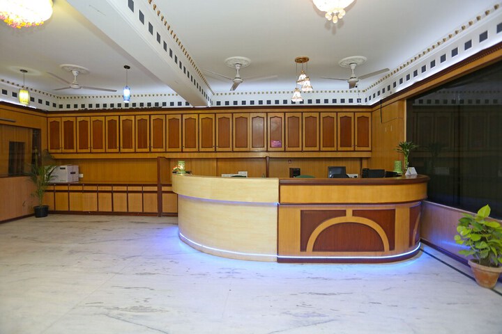 Hotel Interior 6 of 31