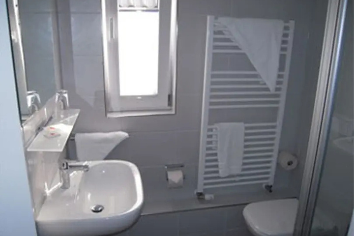 Room 7 of 7