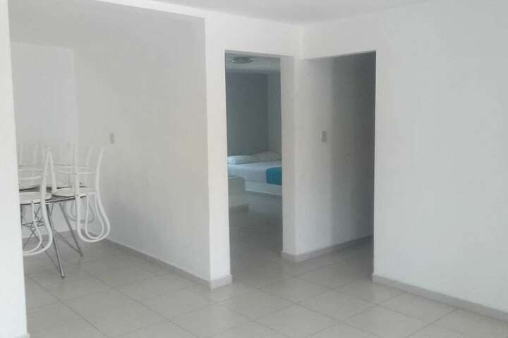 Room 12 of 21