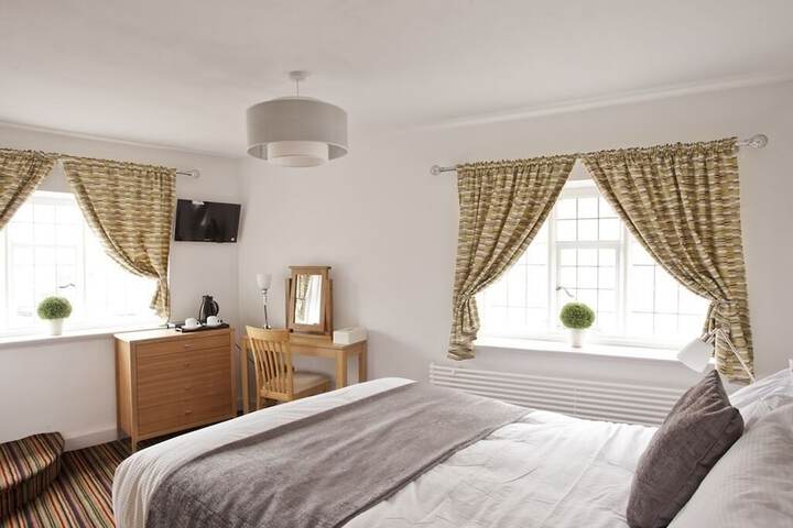 Room 5 of 39