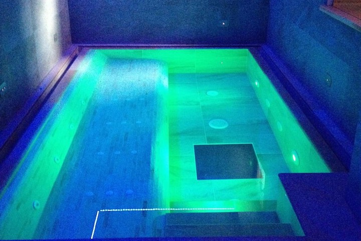 Pool 22 of 52