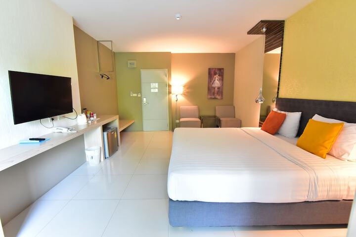 Room 15 of 49