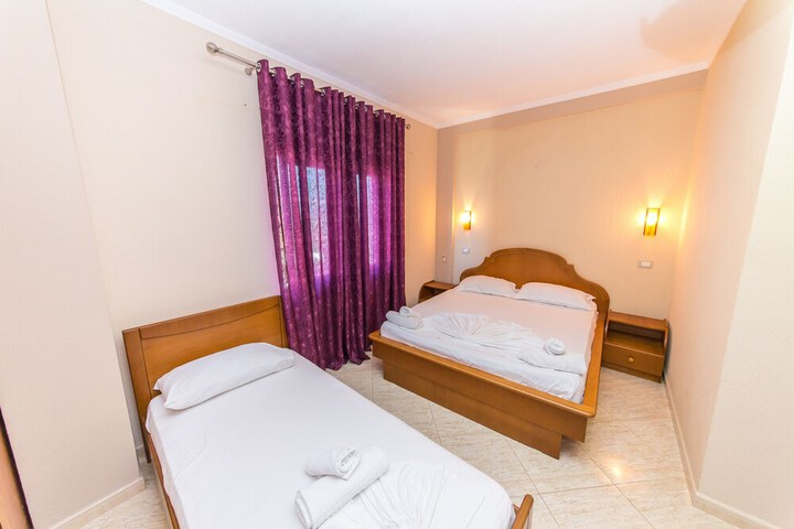 Room 15 of 69