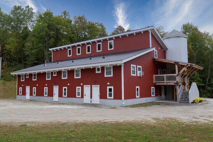 Exterior of Mad River Lodge