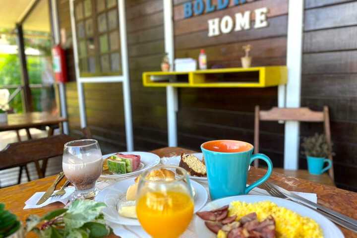 Breakfast/Coffee Service 74 of 99