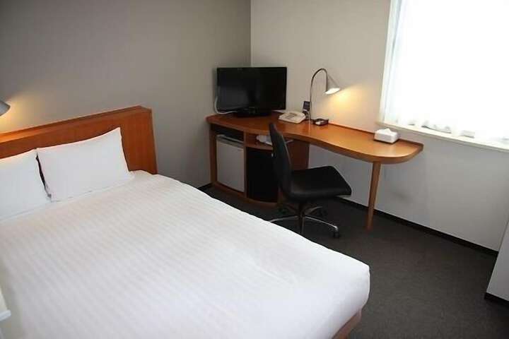 Room 13 of 78