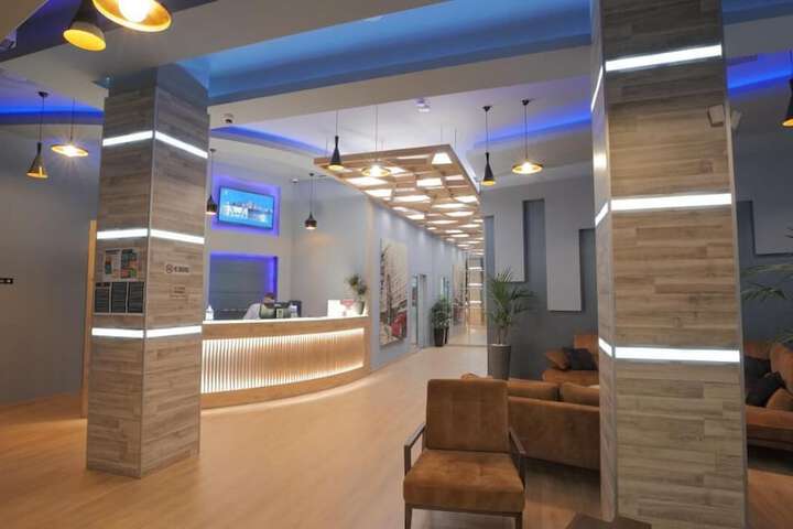 Hero Image 1 of 37