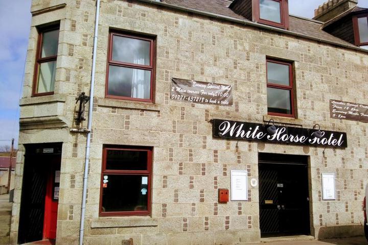 Photo of White Horse Hotel