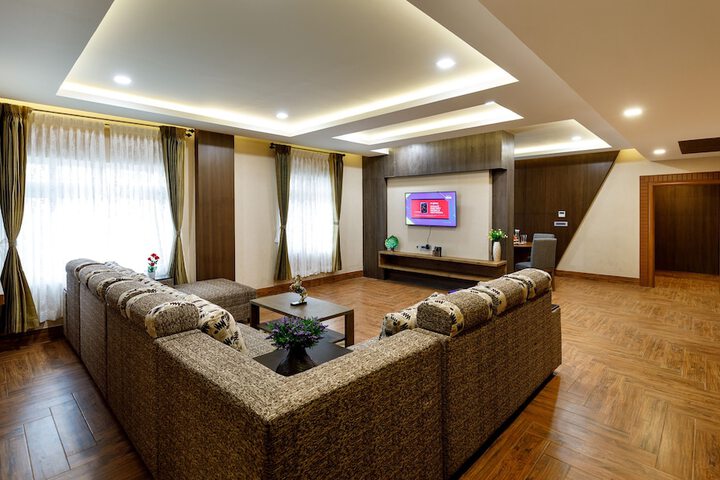 Room 6 of 42