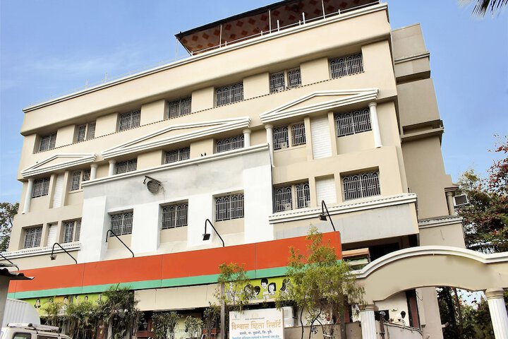 Hotel 33 of 35