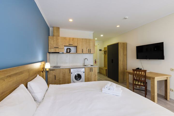Room 13 of 48