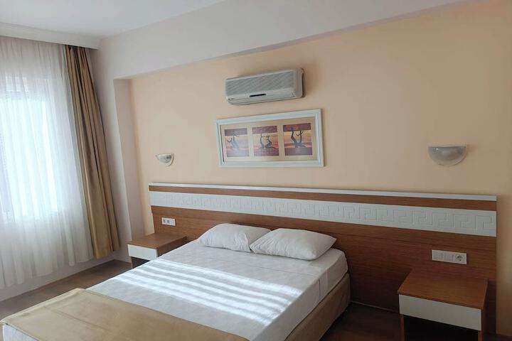 Room 5 of 21