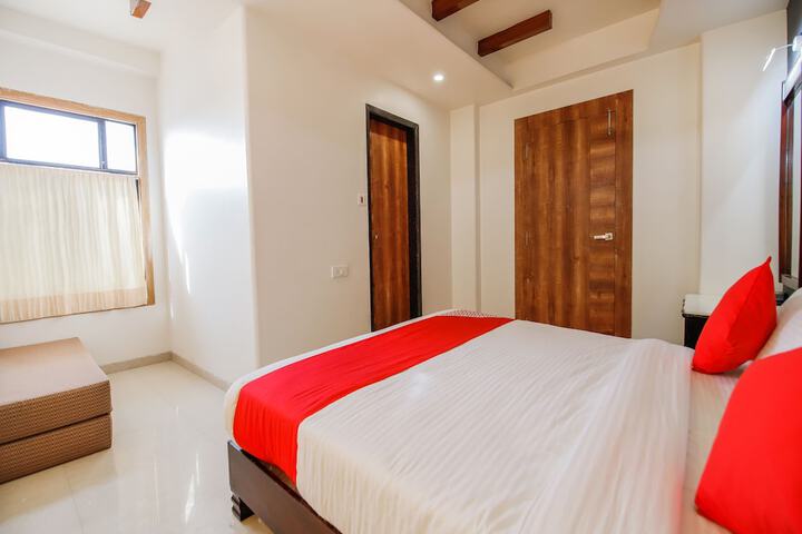 Room 18 of 18