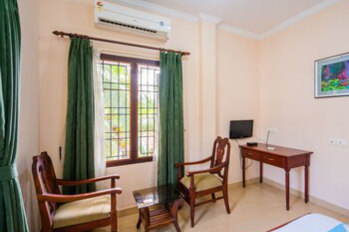 Room 12 of 24