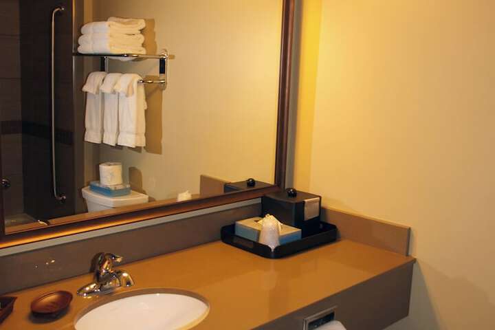 Bathroom sink