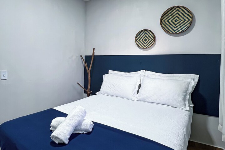 Room 33 of 97
