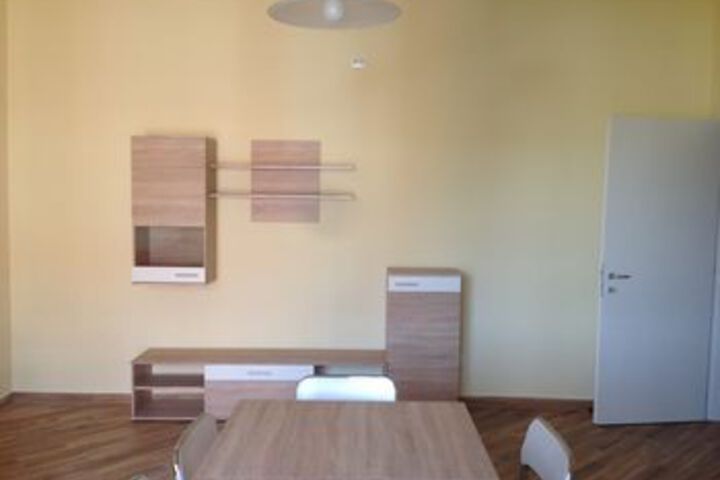 Room 16 of 18