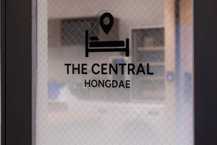 Hotel 4 of 84