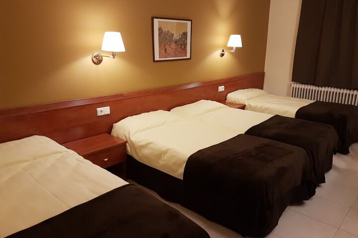 Room 13 of 53