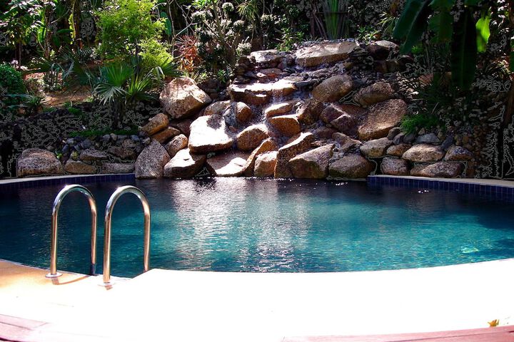 Pools & Facilities