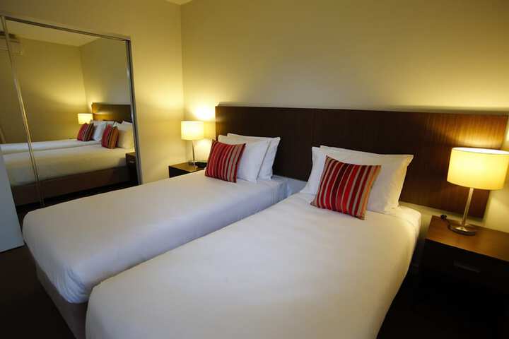 Room 7 of 30