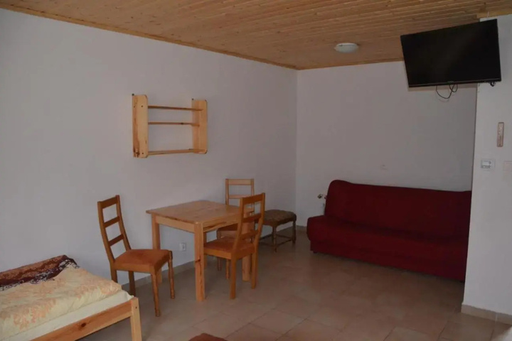 Room 2 of 12