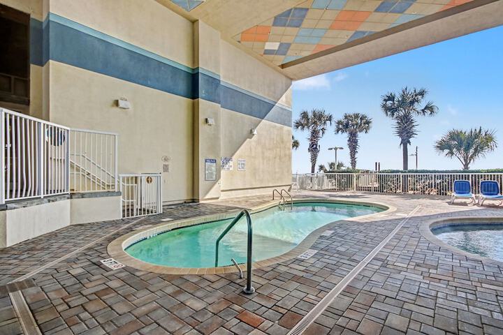 Pool 126 of 164
