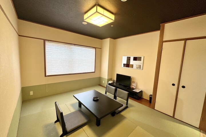 Room 15 of 62
