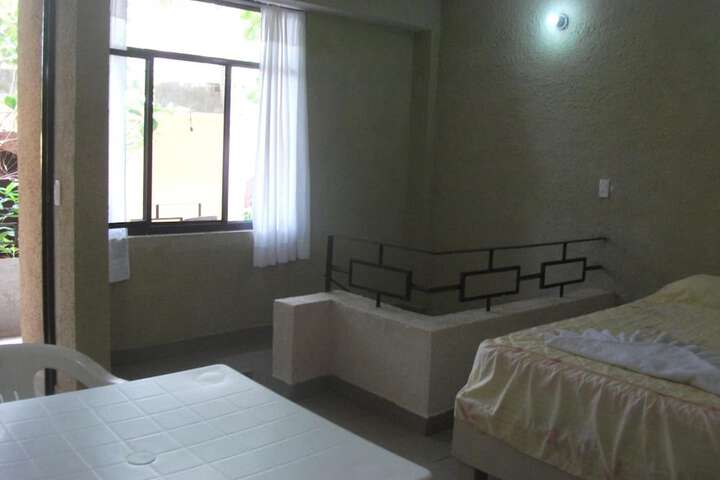 Room 14 of 31