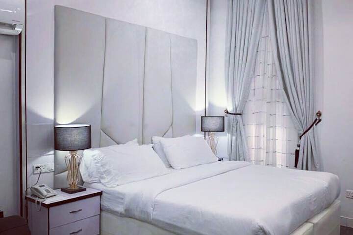 Room 9 of 29