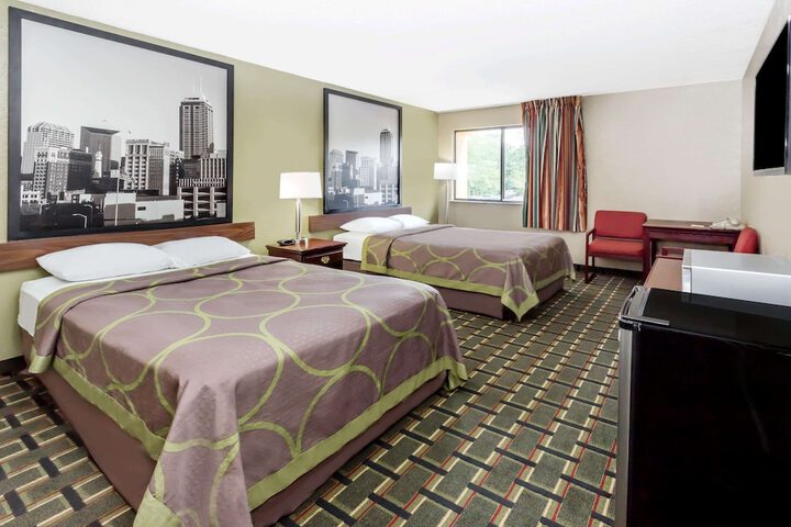 2 Double Beds (7 of 8)