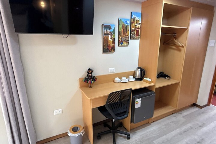 Room 7 of 100