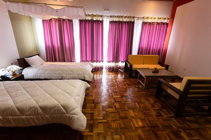 Room 11 of 43