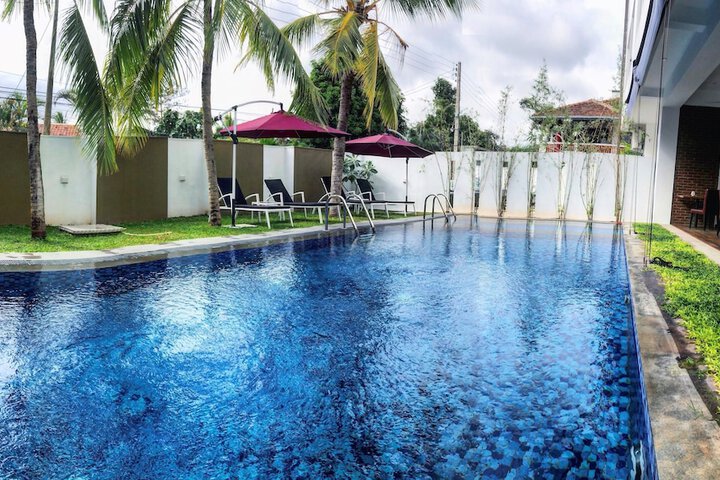 Pool 14 of 22