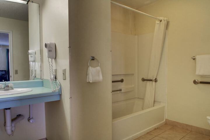 2 Double Beds (2 of 8)