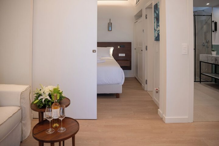 Room 86 of 182