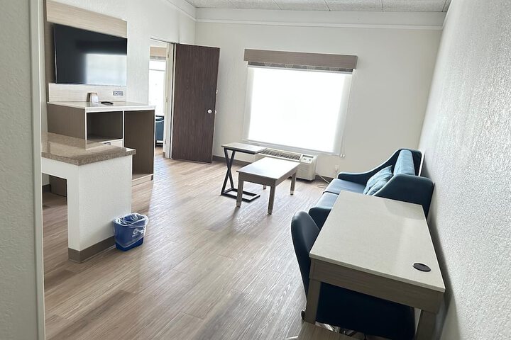 Room 5 of 45