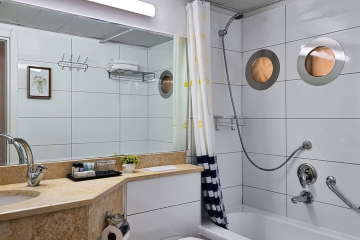 Bath Interior