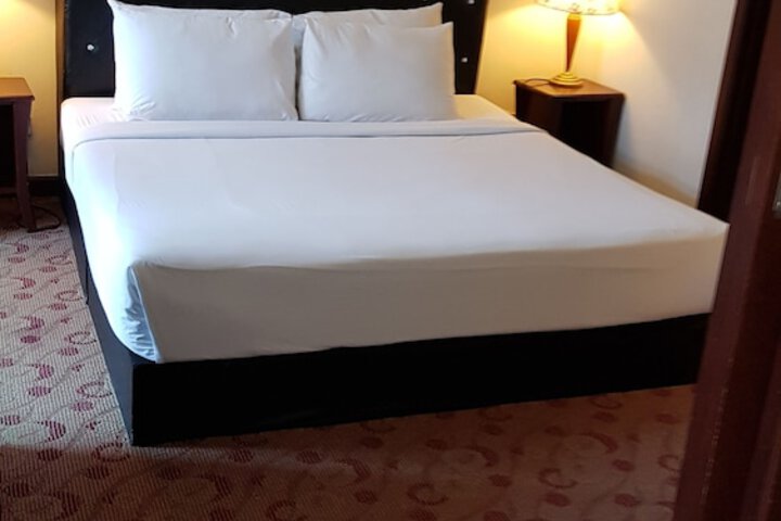 Room 11 of 47