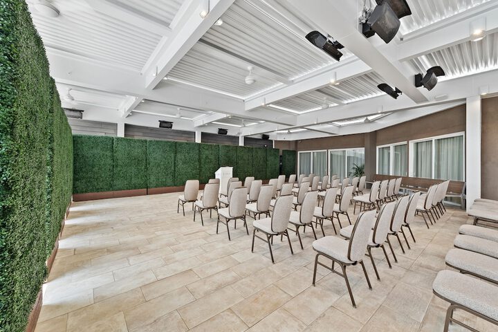 Terrace/Patio 129 of 145